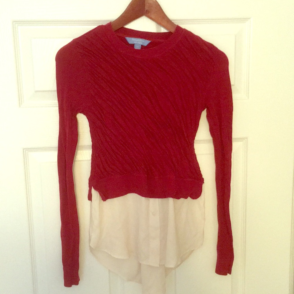 Simply Vera Wang sweater blouse.